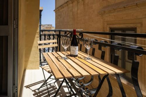 Valletta 1BR Townhouse Escape by Buena Vista, Valletta (zdjęcie 4)