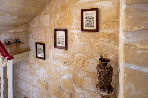 Valletta 1BR Townhouse Escape by Buena Vista, Valletta (zdjęcie 7)