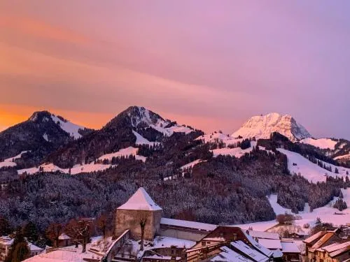 Au soleil de Gruyères chez Chantal in Greyerz, Schweiz