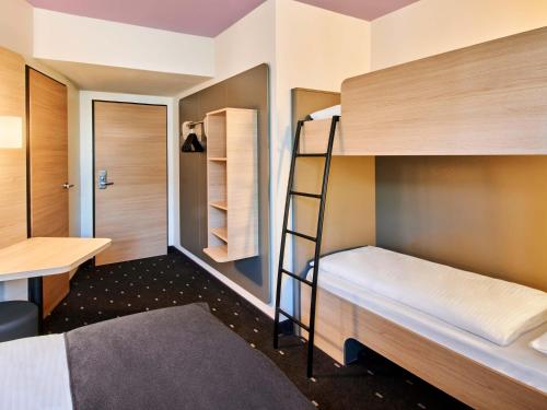 B&B Hotel Frankfurt Niederrad - image 10