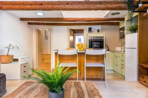 Fridays Flats Dreamy Duplex - Stylish Beach Loft - Barcelona