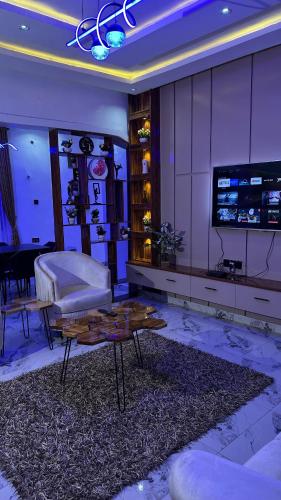 Staycon Luxury Apartments in อซาบา