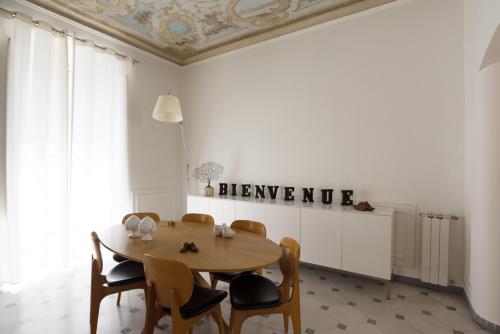 Via Chiodo Luxury Apartment - image 4