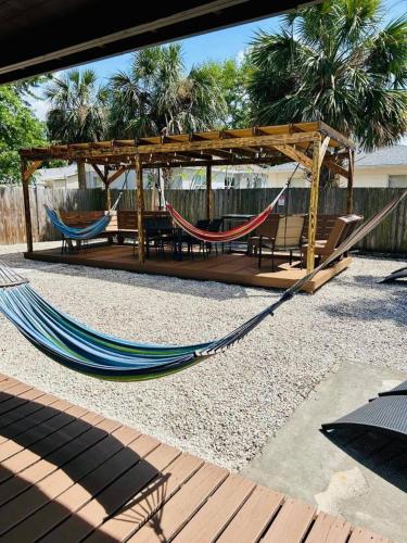 Mi Casa Es Tu Casa, Airport Suites near Nemzetközi Pláza