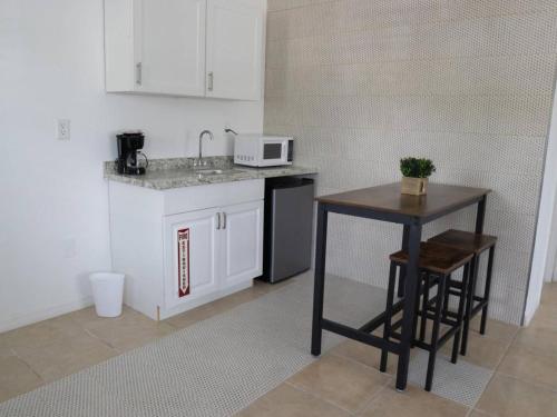 Mi Casa Es Tu Casa, Airport Suites near Nemzetközi Pláza