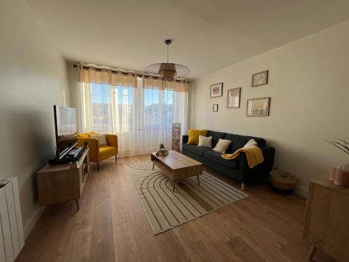 Appartement de standing rénové (Appartement de standing renove) in 蒂勒