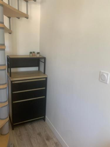 Tiny duplex, Caen (photo 9)