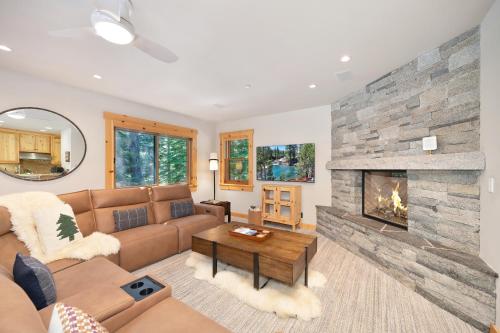 Big Chief River Retreat-located On Truckee River - Lake Tahoe