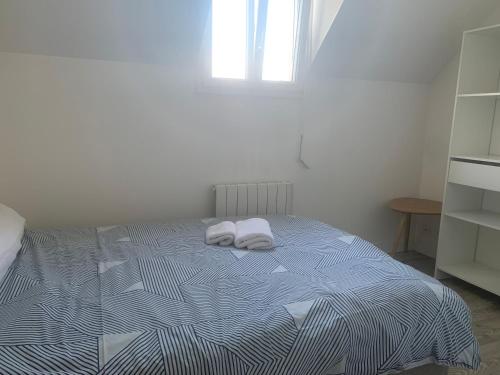 Tiny duplex, Caen (photo 7)