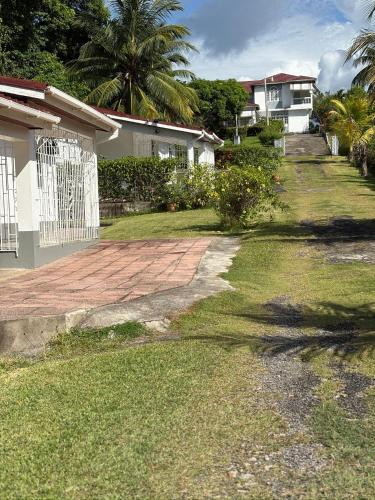 Patch&Porch Cottage – khách sạn tại Drapers