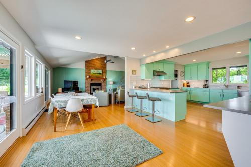 Mtn-View Home with Pickleball Court in Louisville! in หลุยส์วิลล์ (CO)