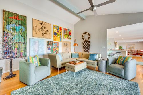 Mtn-View Home with Pickleball Court in Louisville! in หลุยส์วิลล์ (CO)