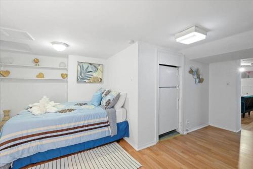 Premium Apt In Prime Locale thumb 4