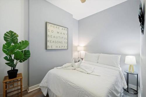 Nice Renovated 2 Bdrm Apt W Comfortable Amenities in Philadelphia, USA