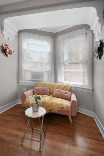 Best Studio By Historical Sites Near Everything in Philadelphia, USA