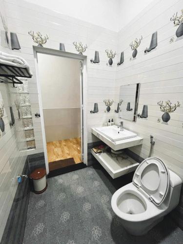 LaCasa Homestay & Apartment Gia Lai - 샤워실