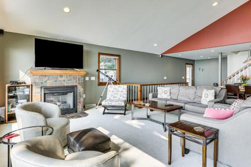 Spacious Edgerton Home with Private Beach and Views! - image 6