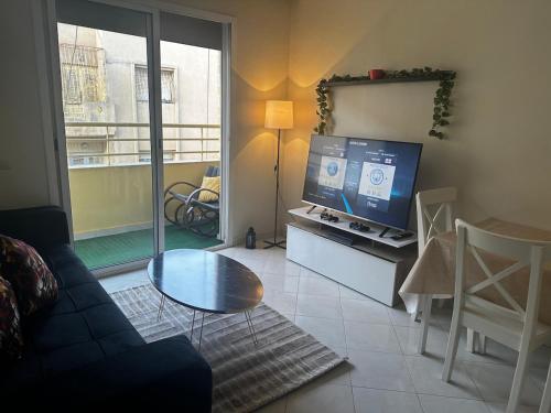 . Apprt 2min de la Gare,Wi-Fi Fibre, Netflix ,PS4