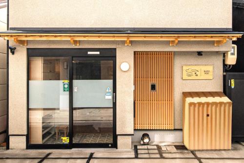 KAYO NIJO HOTEL - 출입구