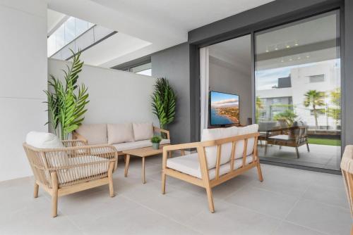 設施, Vanian 16 in 埃斯德波那