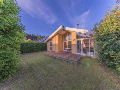 Ferienhaus mit Sauna im Ferienpark Mirow in Granzow, Deutschland
