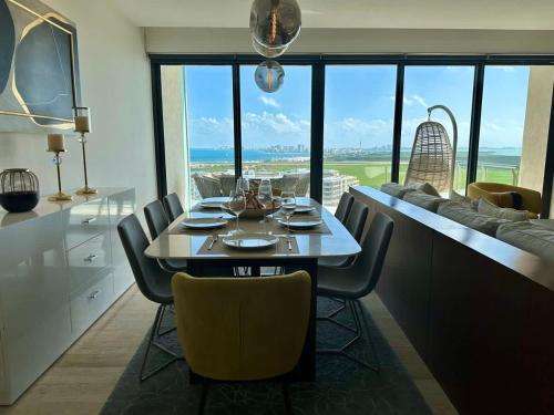3BR Luxury Oceanfront Apt w/ Pool, Gym & Views!, Cancún (fotografie 7)