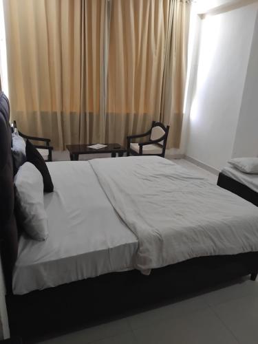 Hotel Saranga Inn And Restaurant in หริปุระ กาลัน