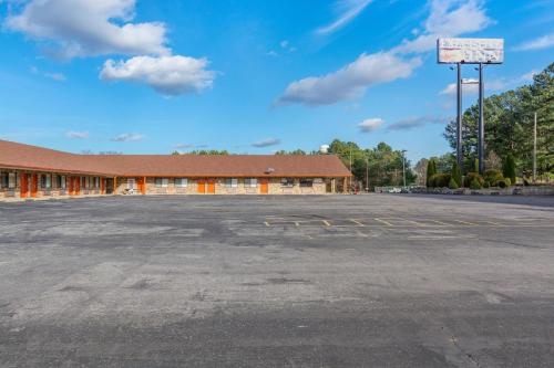 Budget Host Inn by Hotel O Portland near I-65