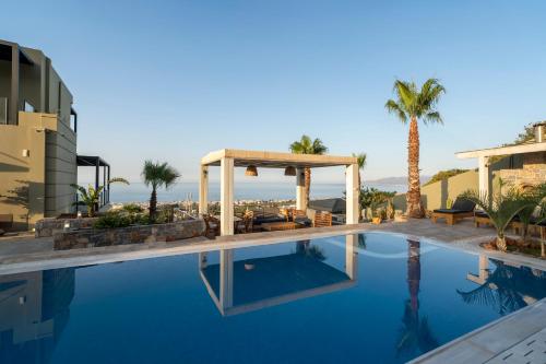 Royal Hill Villa - Private Pool - Sleeps 8, Hersonissos