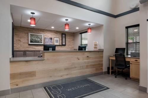 Country Inn & Suites by Radisson Harrisburg Northeast (Hershey) PA - image 33