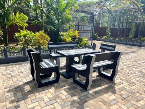 K S B Palace in Kilinochchi