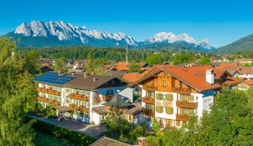 . Alpenhof Krün
