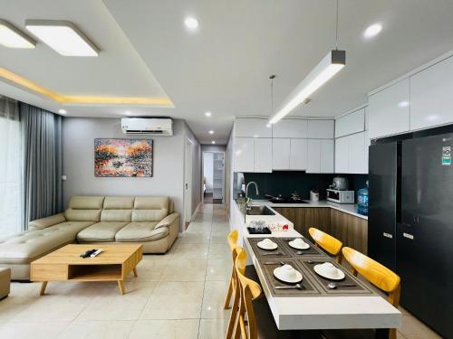 SOL - Vinhomes D’capital Luxstay
