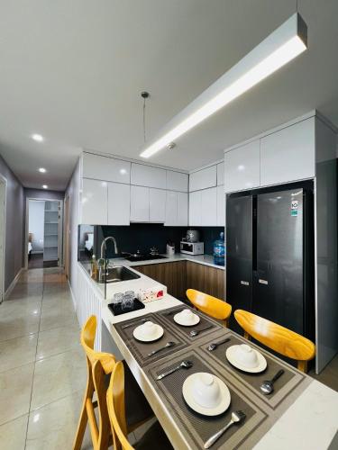 SOL - Vinhomes D’capital Luxstay