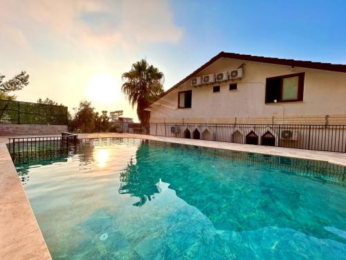 Castello By Mediterra Hotel