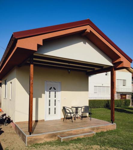 Vila Lazovi in Demir Kapija