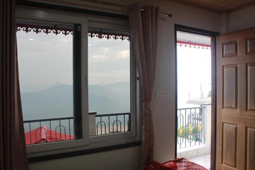Nijung Homestay, Dowhill Kurseong - Bairatisal