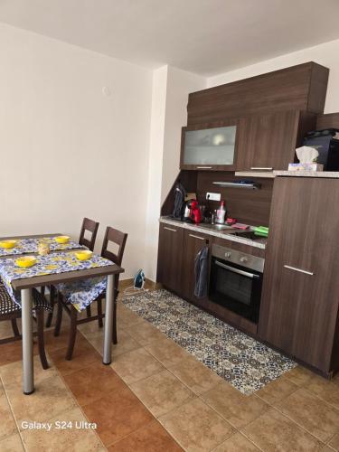 Апартамент Хелиос Поморие, Pomorie (foto 6)