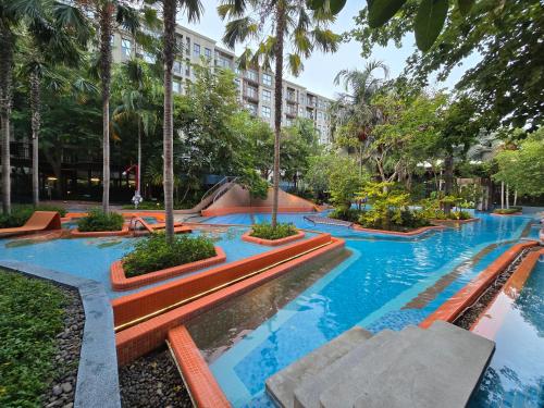 La Habana Huahin by J2A