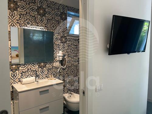 Zuhanyzó, Room 103 - Piano Terra Spiaggia a 200m in Bellanova