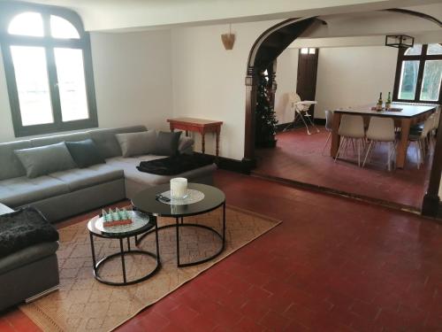 共用Lounge/電視區, Le PRESSOIR in 梅濟東卡農