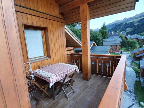 Charmant 2 pièces avec terrasse, 4 pers, Méribel, animaux admis, WIFI, 3* - FR-1-411-379 (Charmant 2 pieces avec terrasse, 4 pers, Meribel, animaux admis, WIFI, 3* - FR-1-411-379) in Lezeretta