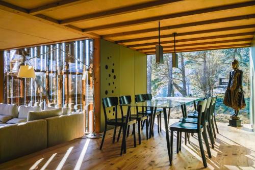 Facilities, Lansersee Lake Chalet in Lans