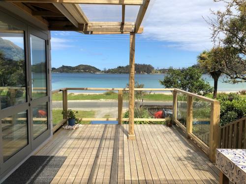 Butterfield Beach House Stewart Island incl car in เกาะสเตวาร์ท
