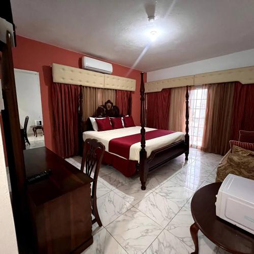 Global Villa Hotel Restaurant and Conference center in Bull's Bay