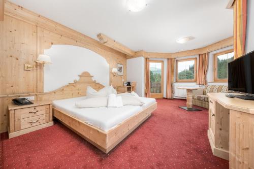 Deluxe Junior Suite
