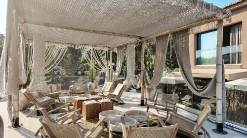 Hotel Platinium Dhermi in Palase