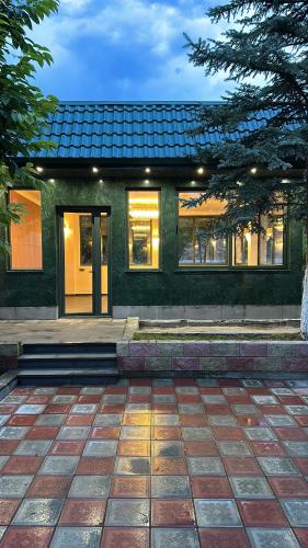 Private house, Own and magnificent villa, Apartments in Jrvezh
