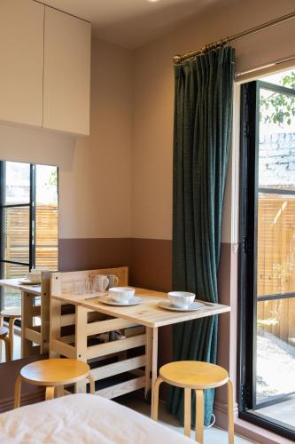 Lin Song House South London Garden Room Getaway 2