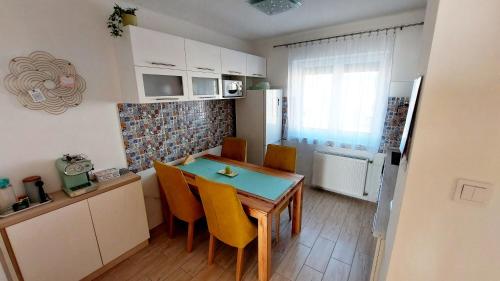 ห้องครัว, Mandala Apartman in บูไดวารอส